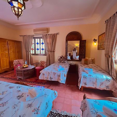 Riad Le Petit Jardin Zagora Exterior photo