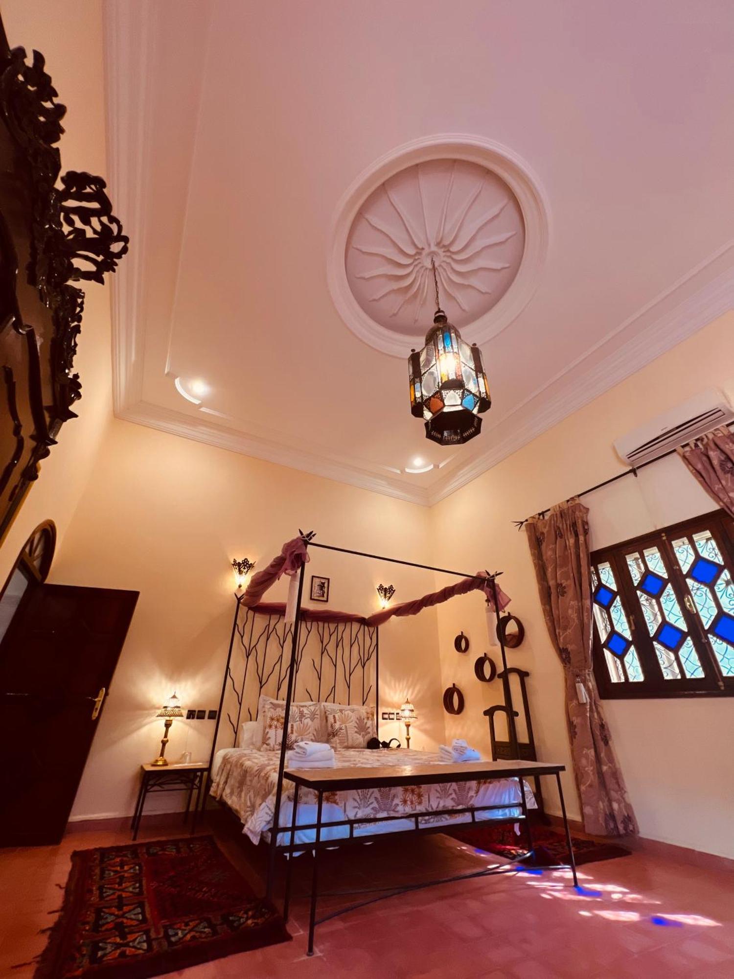 Riad Le Petit Jardin Zagora Exterior photo