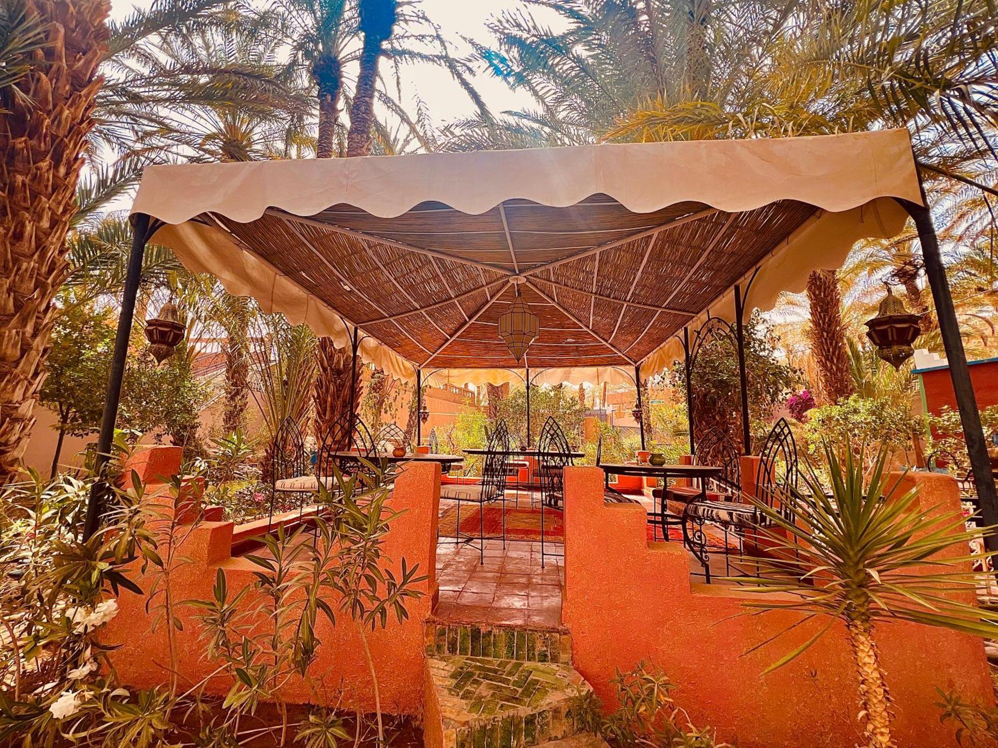 Riad Le Petit Jardin Zagora Exterior photo
