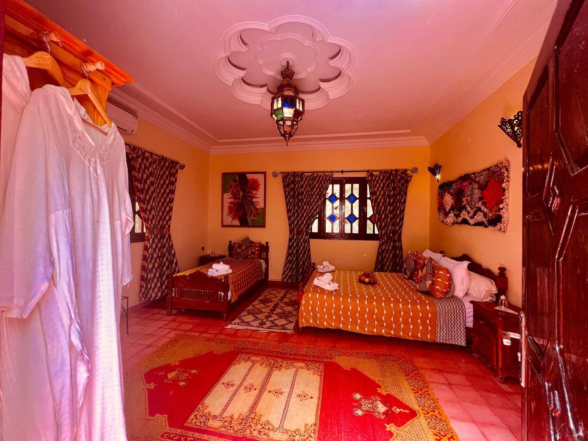 Riad Le Petit Jardin Zagora Exterior photo